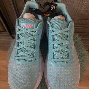 Avia Sky Blue Athletic Shoes Size  9.5